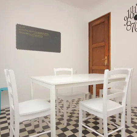 Apartamento With Wifi - 9126